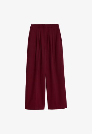Pantaloni a gamba larga bordeaux, con pieghe frontali, vita alta, realizzati in tessuto liscio, dotati di tasche laterali e design sartoriale.