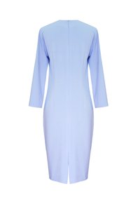 Jasnoniebieska sukienka o dopasowanym kroju, z długimi rękawami, z suwakem z tyłu i centralnym rozcięciem u dołu. Gładki materiał z elegancką sylwetką.