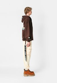 MWM UNISEX - Sudadera con cremallera - brown