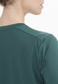 ELITE LAB Sports T-shirts - marble green