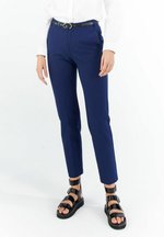 Pantacourt Chino 7/8 I.CODE By IKKS - Femme - Couleur Rose Corail/orange - Taille QB2202435 - Neuf Avec étiquettes