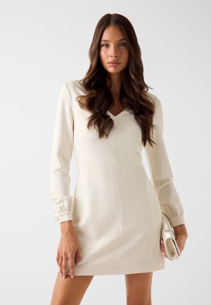 ENG ANLIEGENDES MINI - Jerseyjurk - creme