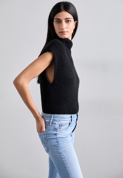 Mother LIL MID RISE DAZZLER FRAY - Karcsúsított farmerek - light blue