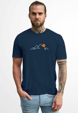 LINE-ART BERGE WANDERN NATUR OUTDOOR FASHION STREETSTYLE - Print T-shirt - navy