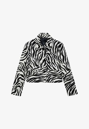 Načechraná bunda so zebrovým vzorom a skráteným strihom, so golierom, dvoma prednými vreckami a gombíkovým zapínaním. Vyrobená z textúrovanej tkaniny v čierno-bielom prevedení.