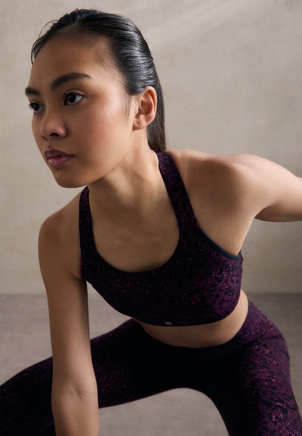 POWER MEDIUM SUPPORT BRA - Sport-BH mit mittlerer Stützkraft - purple