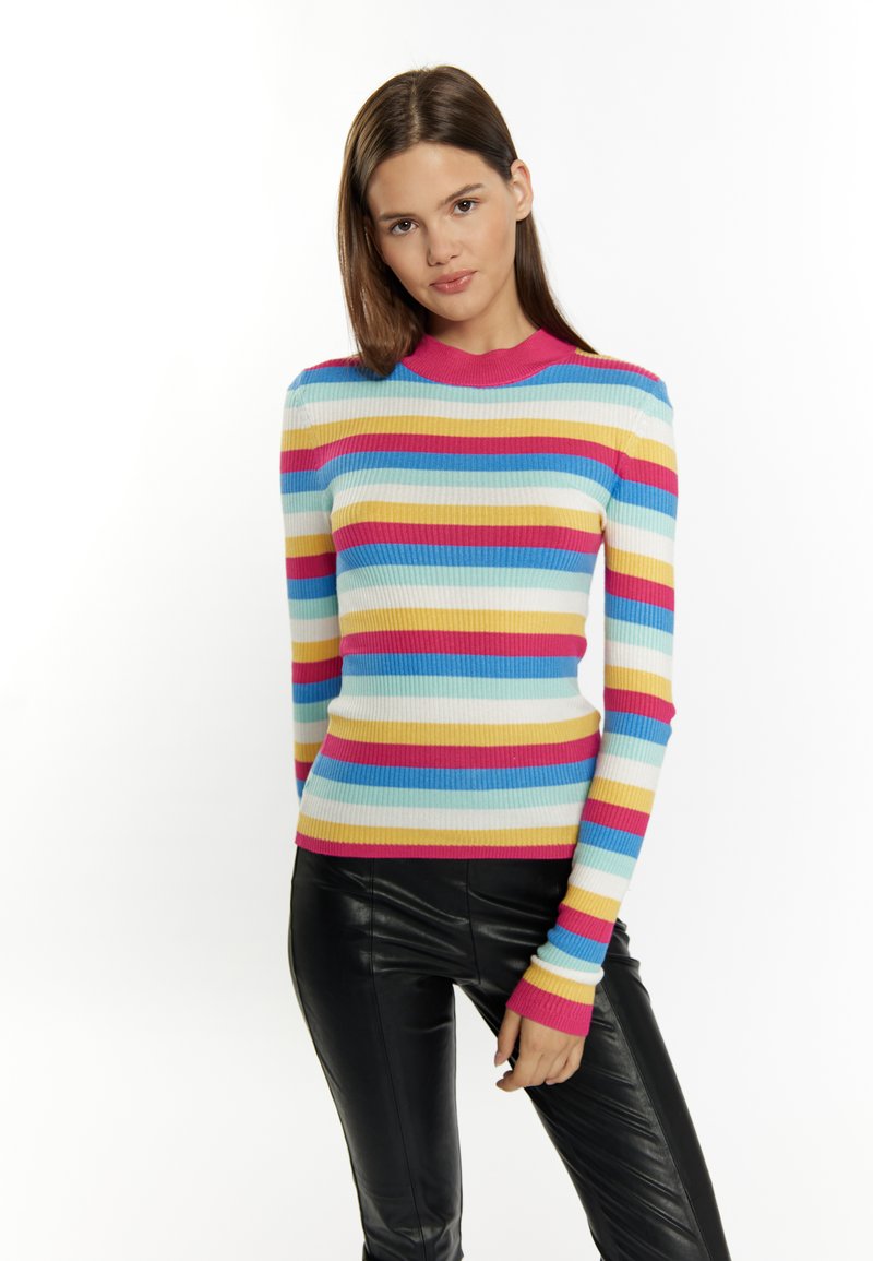 Pullover in maglia a coste con maniche lunghe, presenta righe orizzontali in blu, rosa, giallo e crema. Collo alto e design aderente.