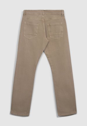 Pantaloni dritti, color tabacco, realizzati in cotone. Presentano due tasche posteriori e cuciture semplici. Texture liscia con una finitura pulita.