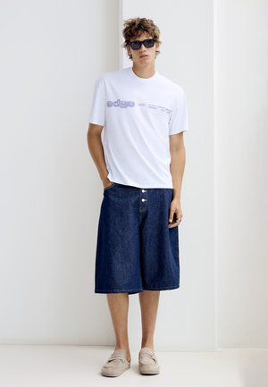 Bershka, RELAX GRAFFITY PRINT - TSHIRT - Tričko s potlačou - white