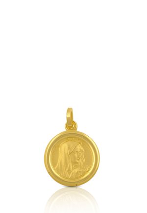 Runder goldener Anhänger mit einem gravierten Profil einer Frau, die ein Kopftuch trägt, mit einer Öse zum Befestigen an einer Kette.