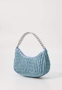 Thumbnail Image 3