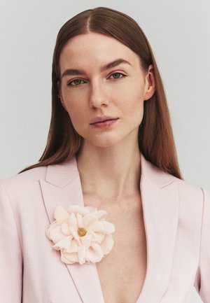 TATUUM, ARTICLE TAG:  - ARTICLE NAME: FRISA - Broches - off white
