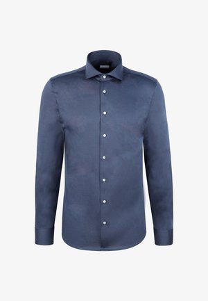 Herrenlangarmhemd in Marineblau mit Knopfleiste und klassischem Kragen vor weißem Hintergrund.