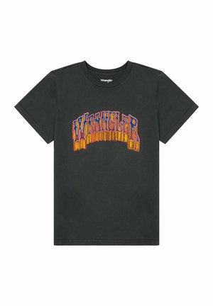 Czarna bawełniana koszulka z krótkim rękawem z kolorowym wzorem graficznym "Wrangler" w pomarańczowym i żółtym kolorze umieszczonym centralnie na przodzie.