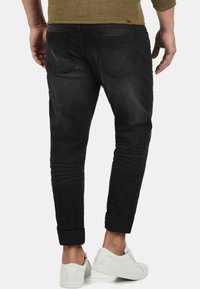 Blend BHTaifun - Vaqueros slim fit - denim black