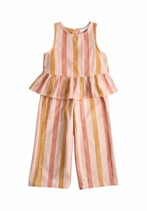 Ærmeløs top i lodrette striber i pink, sennepsgul og beige med peplum talje, kombineret med brede bukser i matchende mønster.
