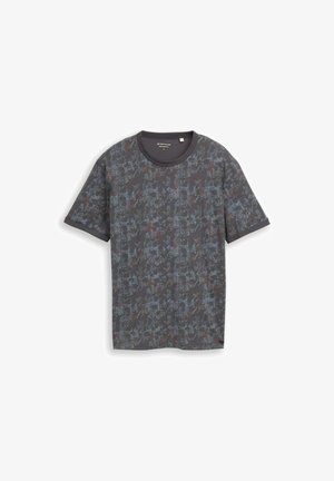 Donkergrijs T-shirt met korte mouwen, voorzien van een subtiel abstract patroon in blauw en rood, ronde hals en een gewone pasvorm.