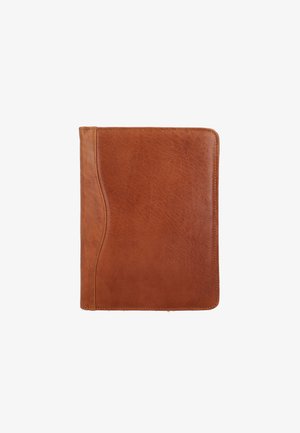 Cuaderno de cuero marrón con un acabado texturizado y un diseño de bordes curvados. Presenta costuras a lo largo de los bordes y una cubierta suave.