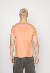 Levi's® ORIGINAL HOUSEMARK TEE - T-shirt básica - sleek brandied melon