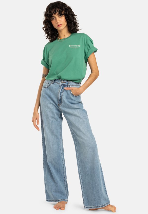 WILD AND FREE - Print T-shirt3