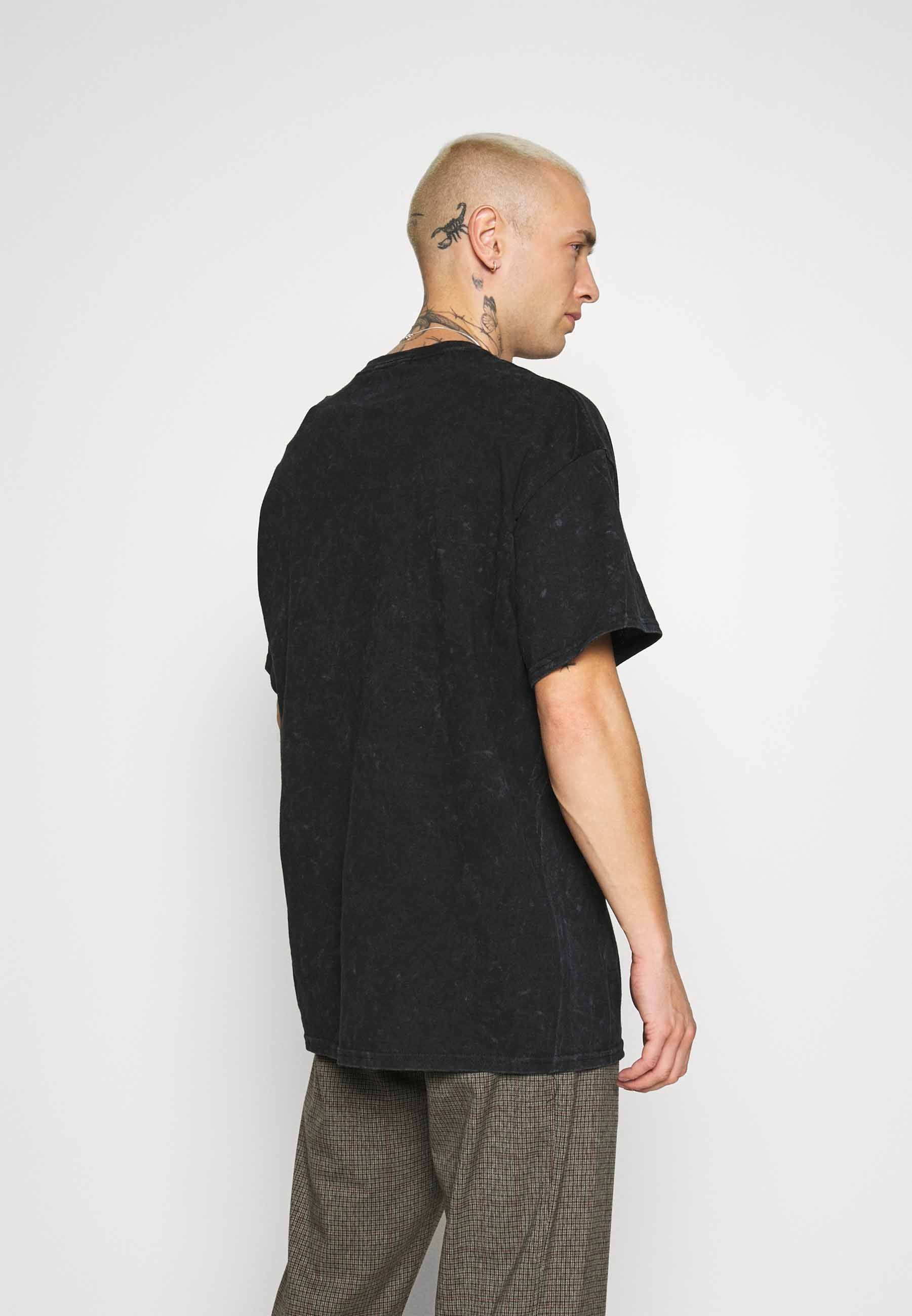 Mennace ICE CUBE OVERSIZED WASHED TEE 