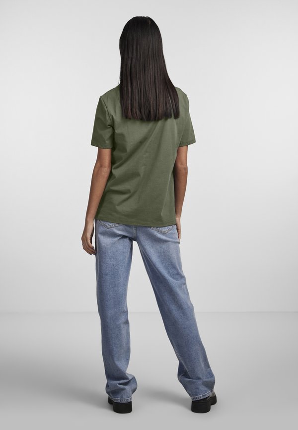PCRIA SOLID TEE - Basic T-shirt2