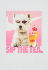 Thumbnail Image 3