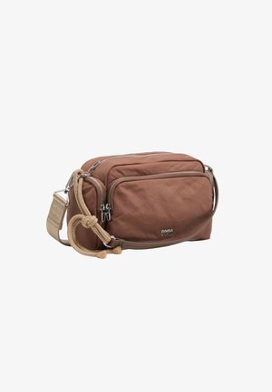 Sac bandoulière rectangulaire marron avec deux compartiments zippés, sangle beige réglable et détail corde nouée.