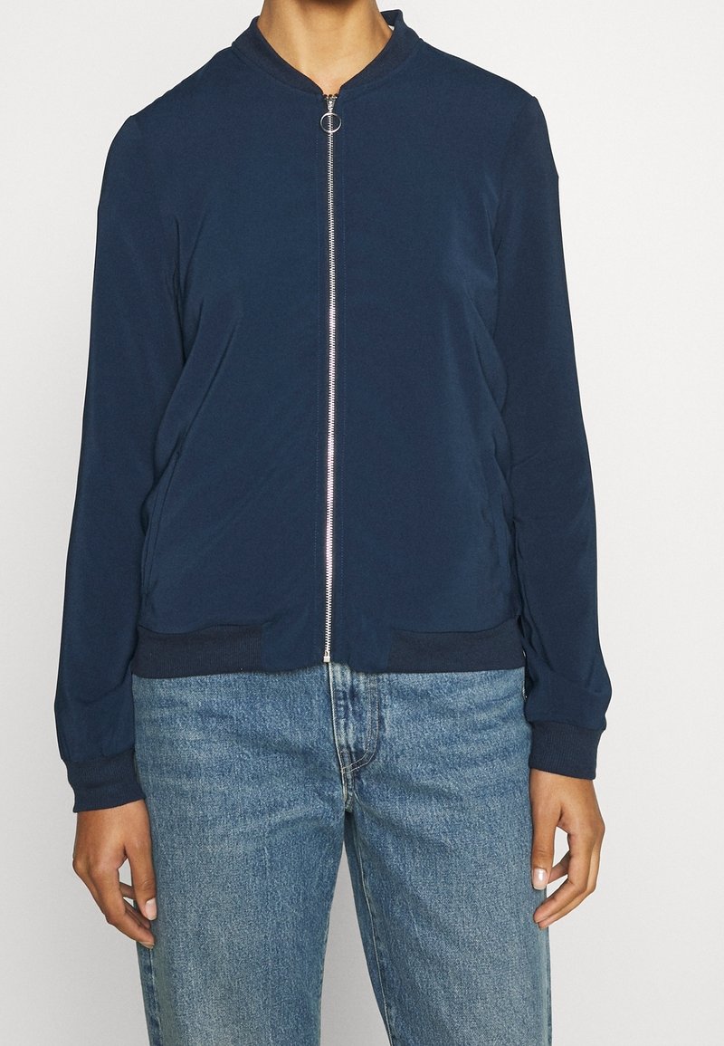 Vero Moda Tall Bombertakki - dark blue