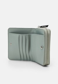 Calvin Klein MUST MEDIUM ZIP AROUND WALLET - Portafoglio - pigeon