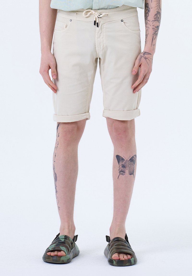 Miracle of Denim - Jeansshort - soft bone, Vergroten
