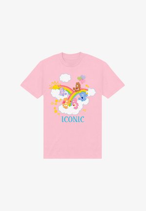 T-shirt in cotone rosa con un arcobaleno multicolore, orsetti dei cartoni animati, nuvole, un sole e la parola "ICONIC" in blu.