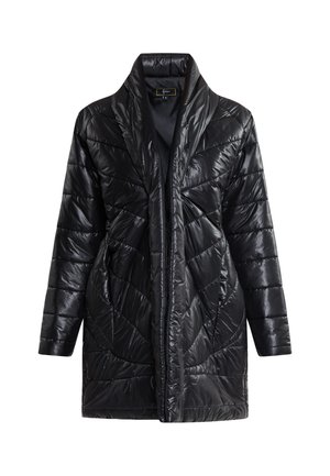 Schwarze Puffermäntel mit einem Chevron-Steppdesign, langen Ärmeln und einem minimalistischen kragenlosen Stil. Hergestellt aus glänzendem, leichtem Material.