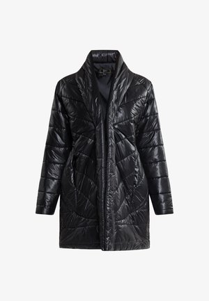 Geacă puffer neagră cu un design matlasat în formă de V, mâneci lungi și un stil minimalist fără guler. Fabricată dintr-un material lucios și ușor.