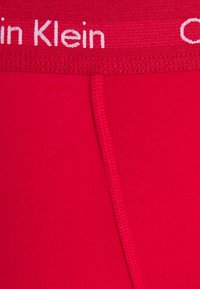Calvin Klein Underwear TRUNK 3 PACK COTTON STRETCH - Cuecas boxer - black/void/red alert
