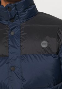 Redefined Rebel Chaqueta de invierno - dark blue