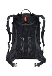 Zaino nero con pannello posteriore in rete. Presenta cinturini regolabili, una maniglia superiore e dettagli rossi. Include un design ergonomico per il comfort.