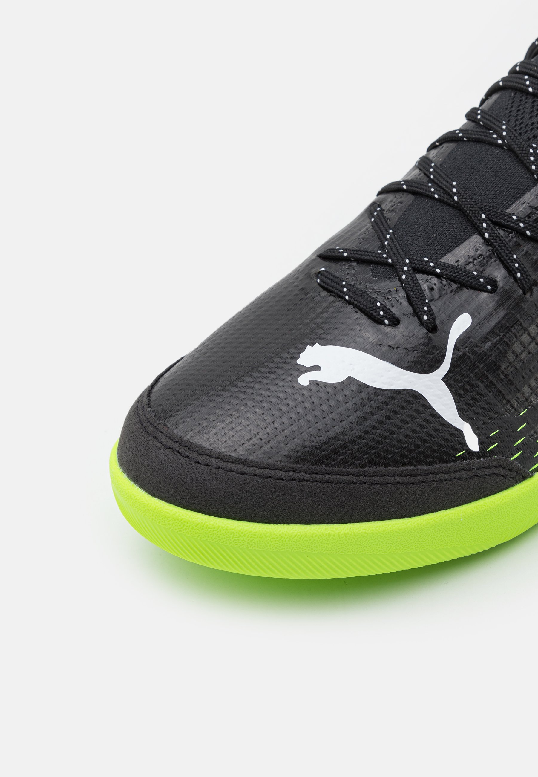 Puma ULTRA 1.3 PRO COURT - Botas de fútbol sin tacos - black/white/green  glare/negro - Zalando.es