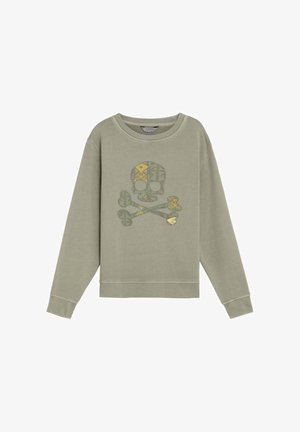 Olijfgroene sweatshirts met een ronde hals en een grafische afbeelding van een schedel en gekruiste botten in gedempte gele en groene tinten.