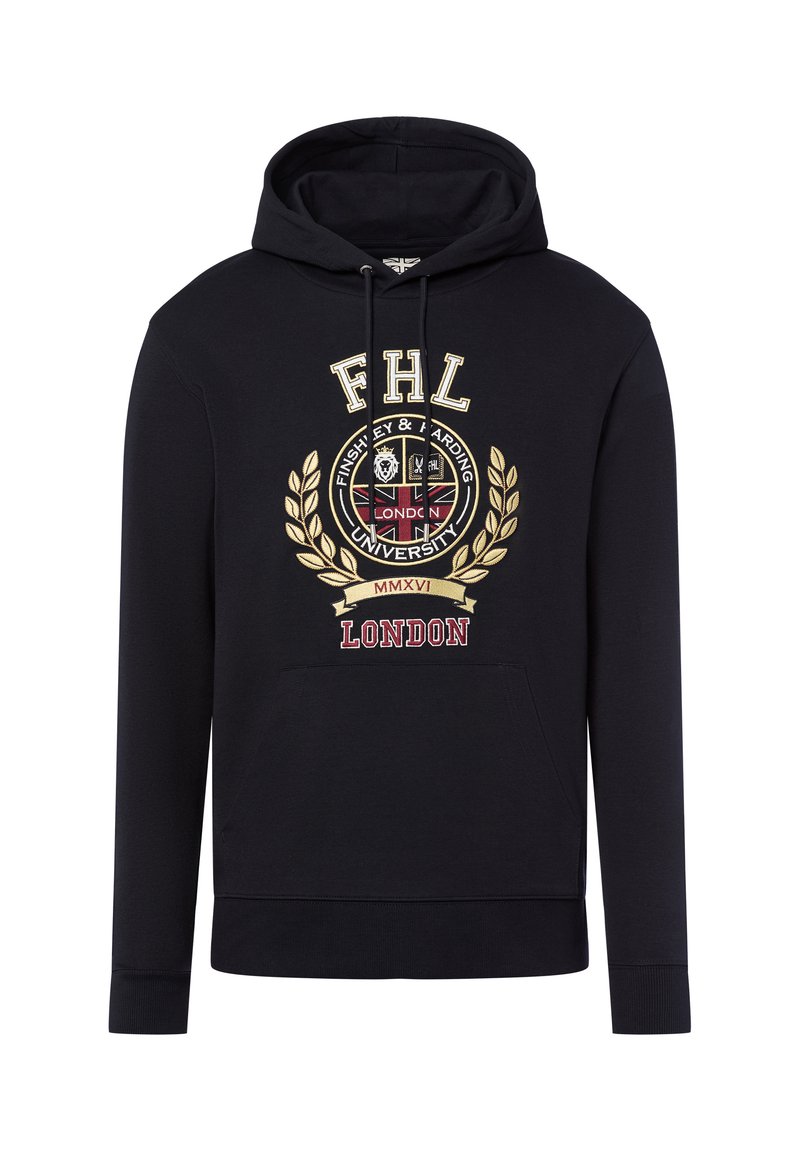 Schwarzer Hoodie mit einer Fronttasche, ausgestattet mit einem goldenen und roten gestickten Logo, Lorbeerdesign und dem Text "FHL LONDON UNIVERSITY MMXVI".