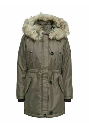 Olivenfarbener Parka mit einer mit Fell besetzten Kapuze, verstellbarem Taillenbund, zwei Vordertaschen und schwarzen Knöpfen. Glattes, strapazierfähiges Material. Schwarze Strickbündchen.