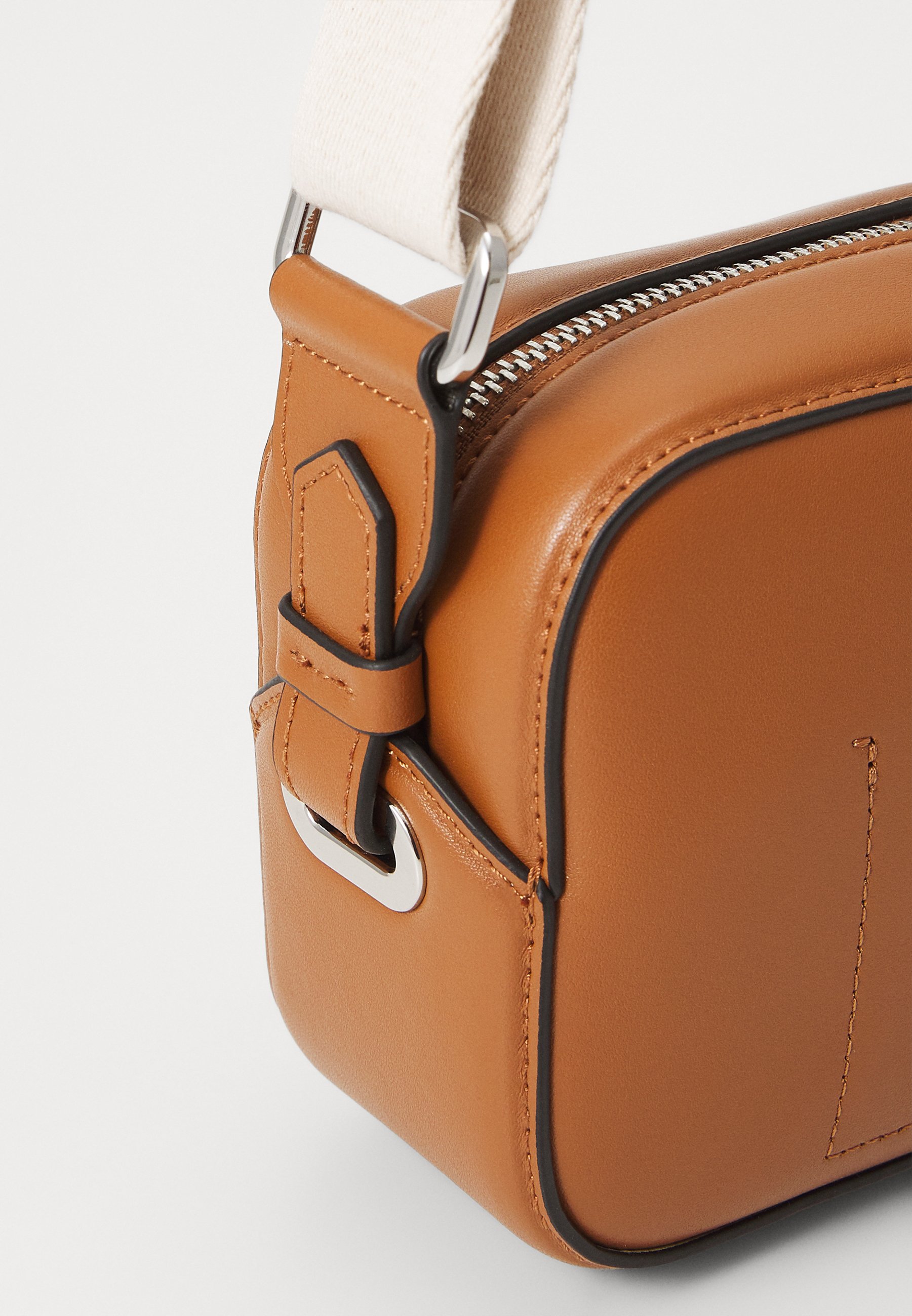 KARL LAGERFELD CIRCLE CAMERA BAG - Cross body bag - dark tan/brown