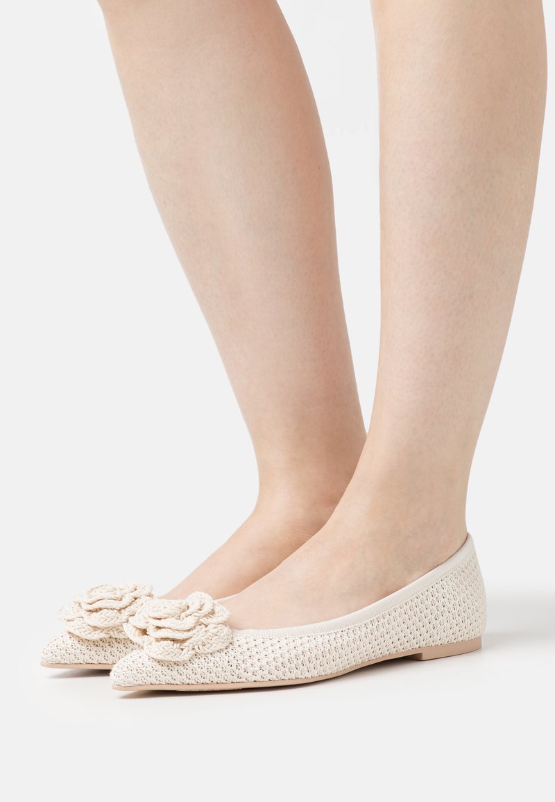 Pretty Ballerinas Ballet pumps off white/offwhite Zalando.co.uk