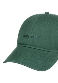 Gorra de béisbol de algodón verde con el logotipo bordado "element", visera curva, seis paneles cosidos y ojales de ventilación.