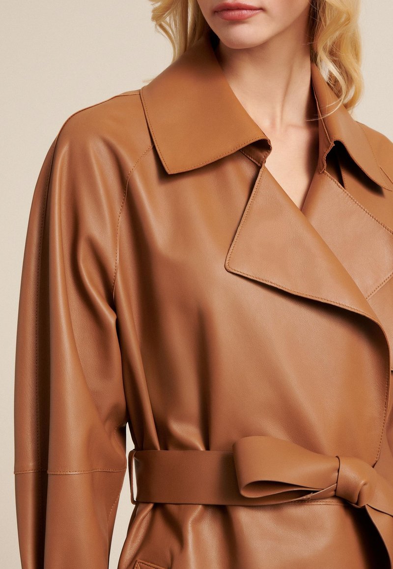 Damen Parkas | Luisa Spagnoli VELICA Trenchcoat tabacco/dunkelbraun - OY75999 Damen Parkas | Luisa Spagnoli VELICA Trenchcoat tabacco/dunkelbraun - OY75999