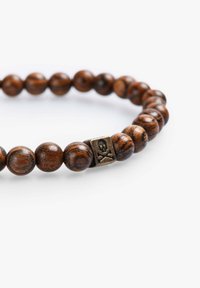 Scalpers Rannekoru - brown wood