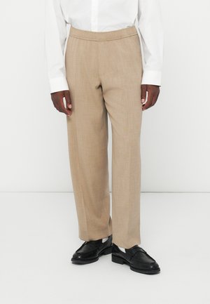 BAGGY TROUSER PULL ON - Pantaloni - 400