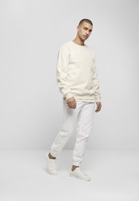 Southpole TWILL  - Housut - white