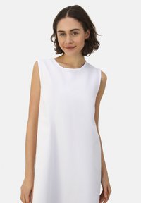 Modanisa Maxi šaty - white