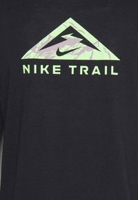 Nike Performance TEE TRAIL - T-shirt desportiva - black